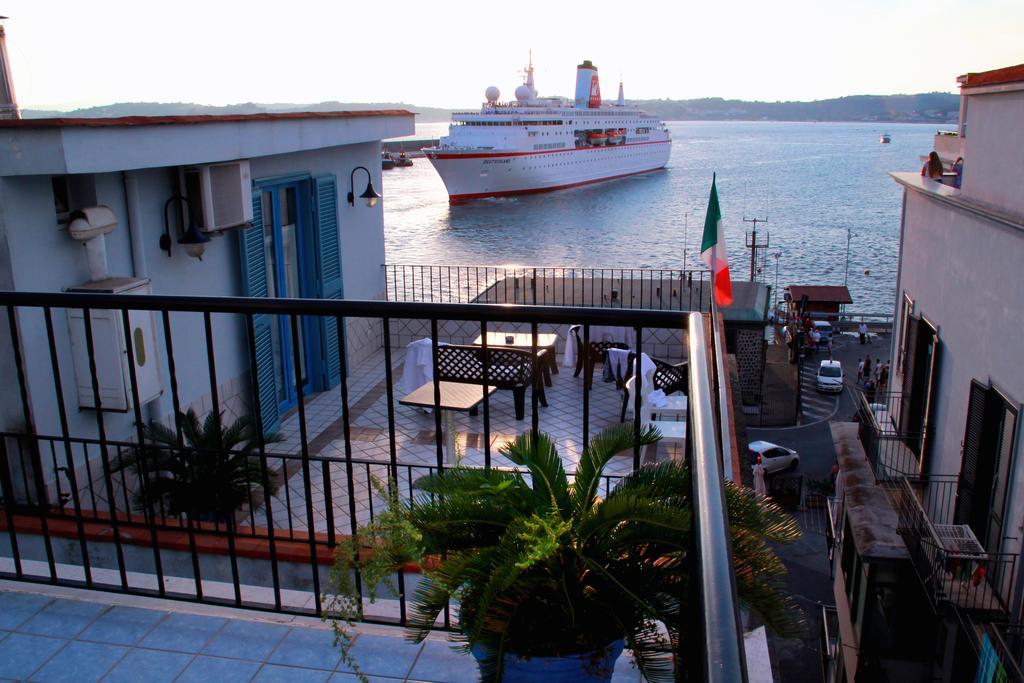 Hotel Darsena Pouzzoles Extérieur photo
